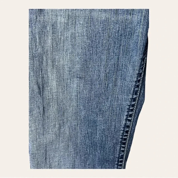 0502W. SILVER JEANS DENIM MEDIUM WASH IN COLOR SIZE 31 BOOTCUT STYLE - Picture 5 of 10